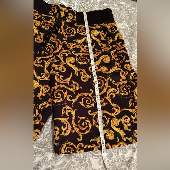 Versace jeans couture shorts - Picture 6 of 6